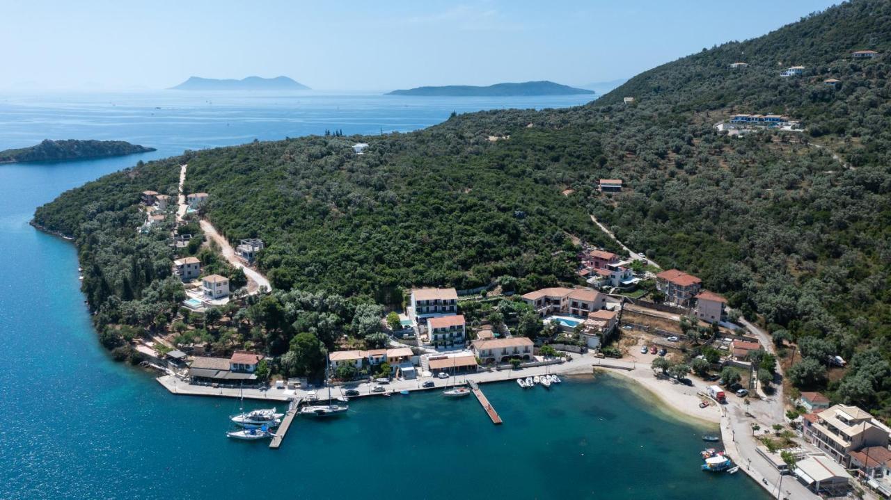 Villas Amantea- Four Villas With Big Pool And Infinity Pool Sívota Exterior foto