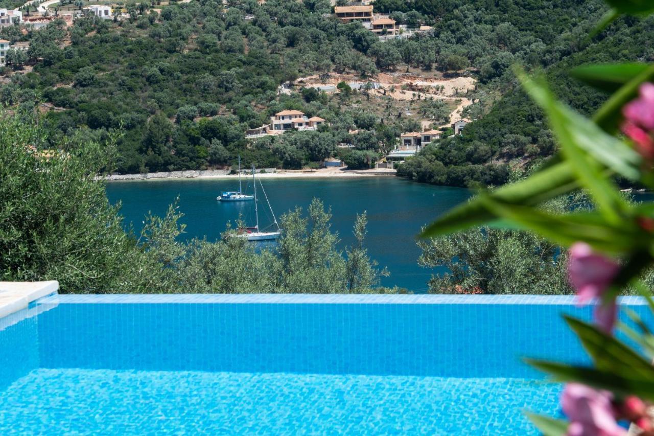 Villas Amantea- Four Villas With Big Pool And Infinity Pool Sívota Exterior foto